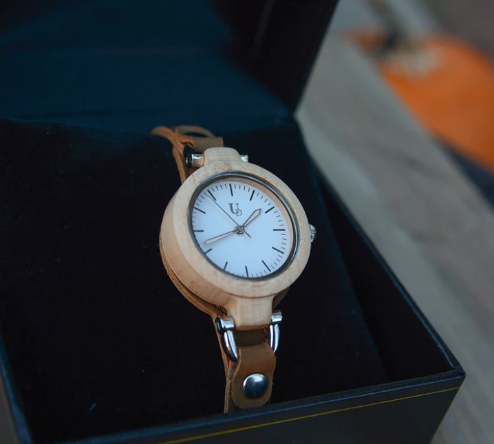 AtOn Premium Leather Beauty Pearl